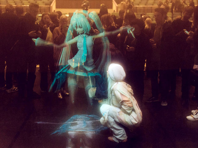 telematique, Immersive VR Installation, Hatsune Miku, Still Be Here, code, software, interaction design, stage video, projection mapping, videomapping, media server