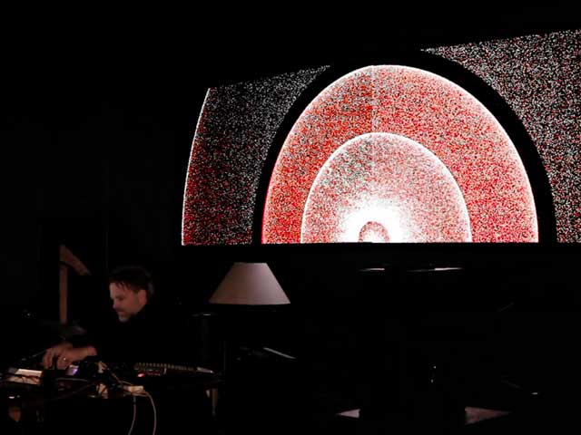 telematique, u-matic, Dirk Leyers, Live Videoshow, Bonello, Berlin, 2015, generative Visuals, Vj-Performance, Vj 