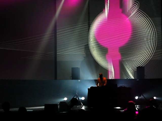 telematique, live, vj-performance, live videoshow, u-matic, miwon, stereolux, nantes, 2012